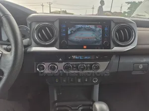 Toyota Tacoma 4dr Double Cab 2016 Silver