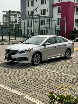 Hyundai Sonata Sport 2.0T 4dr Sedan (2.0L 4cyl Turbo 6A) 2015 Silver