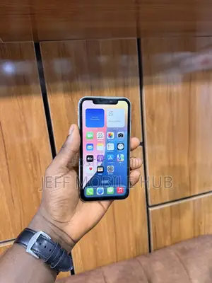 Apple iPhone XR 128 GB White