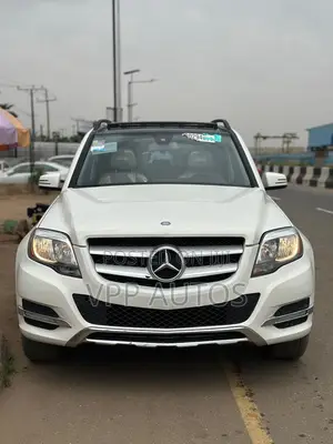 Mercedes-Benz GLK-Class 350 4MATIC 2013 White