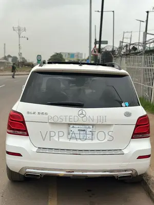 Mercedes-Benz GLK-Class 350 4MATIC 2013 White