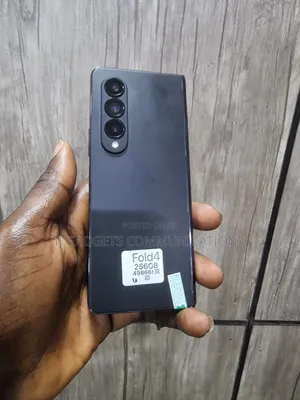 Samsung Galaxy Z Fold4 256 GB Black