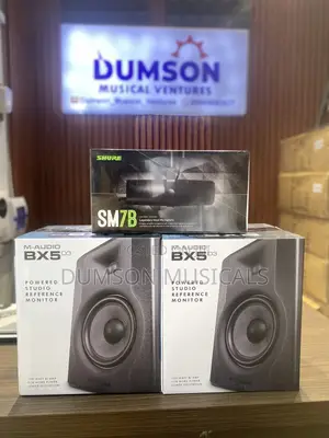 Bx5d3 M-Audio Monitor Speaker Bx5d3, Sm7b Shure Studio Mic