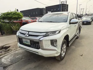 Mitsubishi L200 2022 White