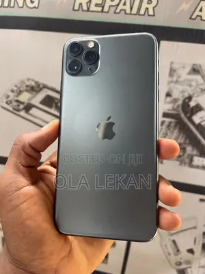 Apple iPhone 11 Pro Max 64 GB Black