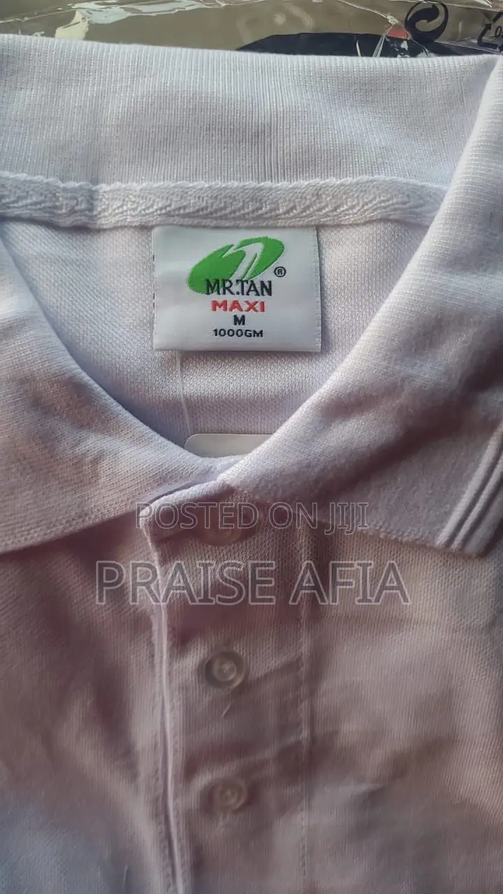 Collar-neck Plain T-shirts