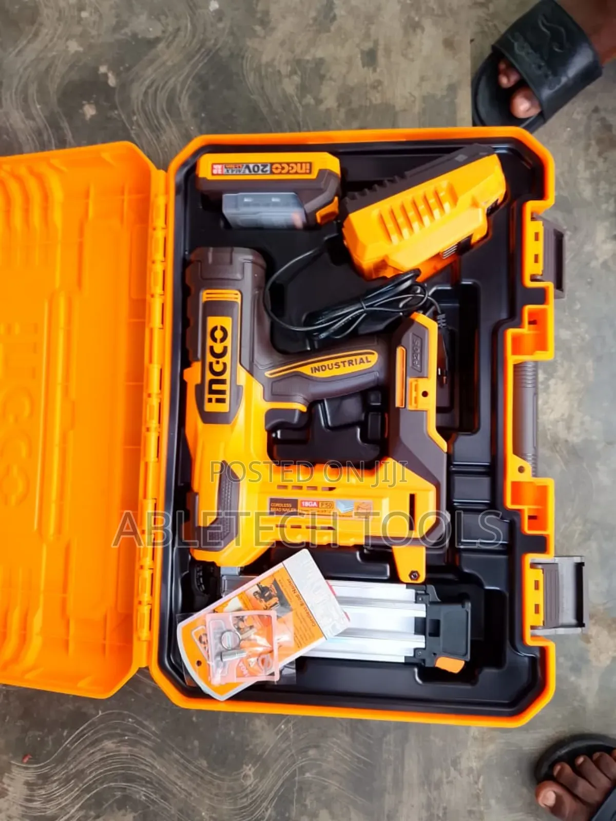50 Mm Cordless Nail Shooter