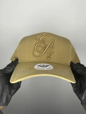 Designer Face Cap - Brown.