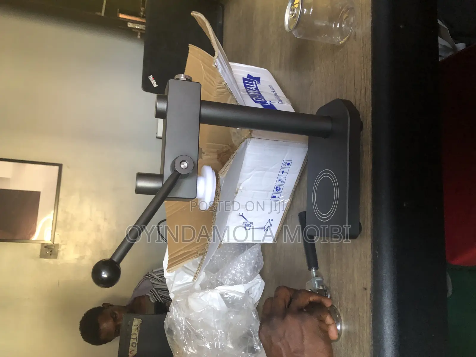 Manual Can Sealing Machine