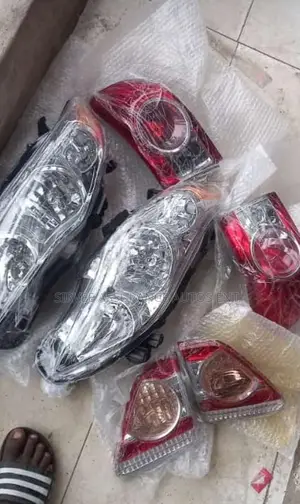 Complete Front and Back Light Toyota Corolla 010