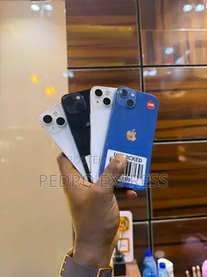 Apple iPhone 13 128 GB