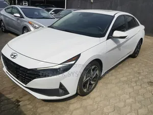 Hyundai Elantra 2020 White