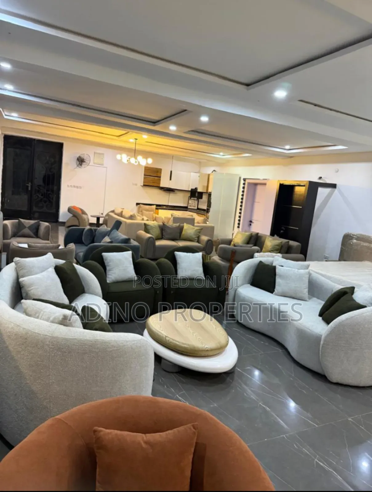 Full Set of Sofas With Pillow