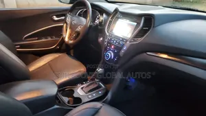 Hyundai Santa Fe Limited AWD 2017 Gold