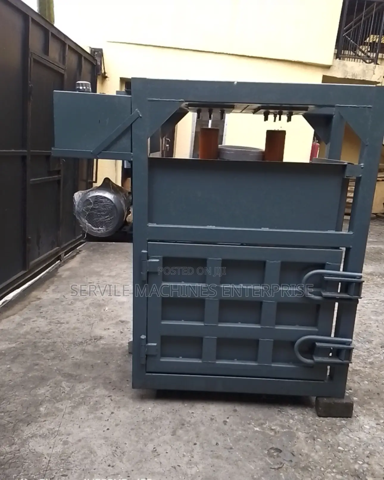 Automatic Bailing Machine