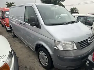Volkswagen Transporter 2013 Grey