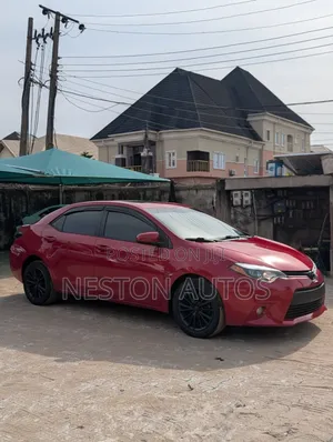 Toyota Corolla 2015 Red