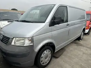 Volkswagen Transporter 2013 Grey