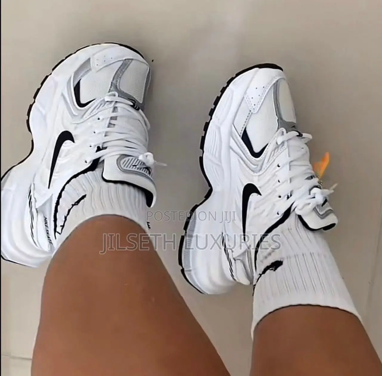 Unisex Skate Sneakers