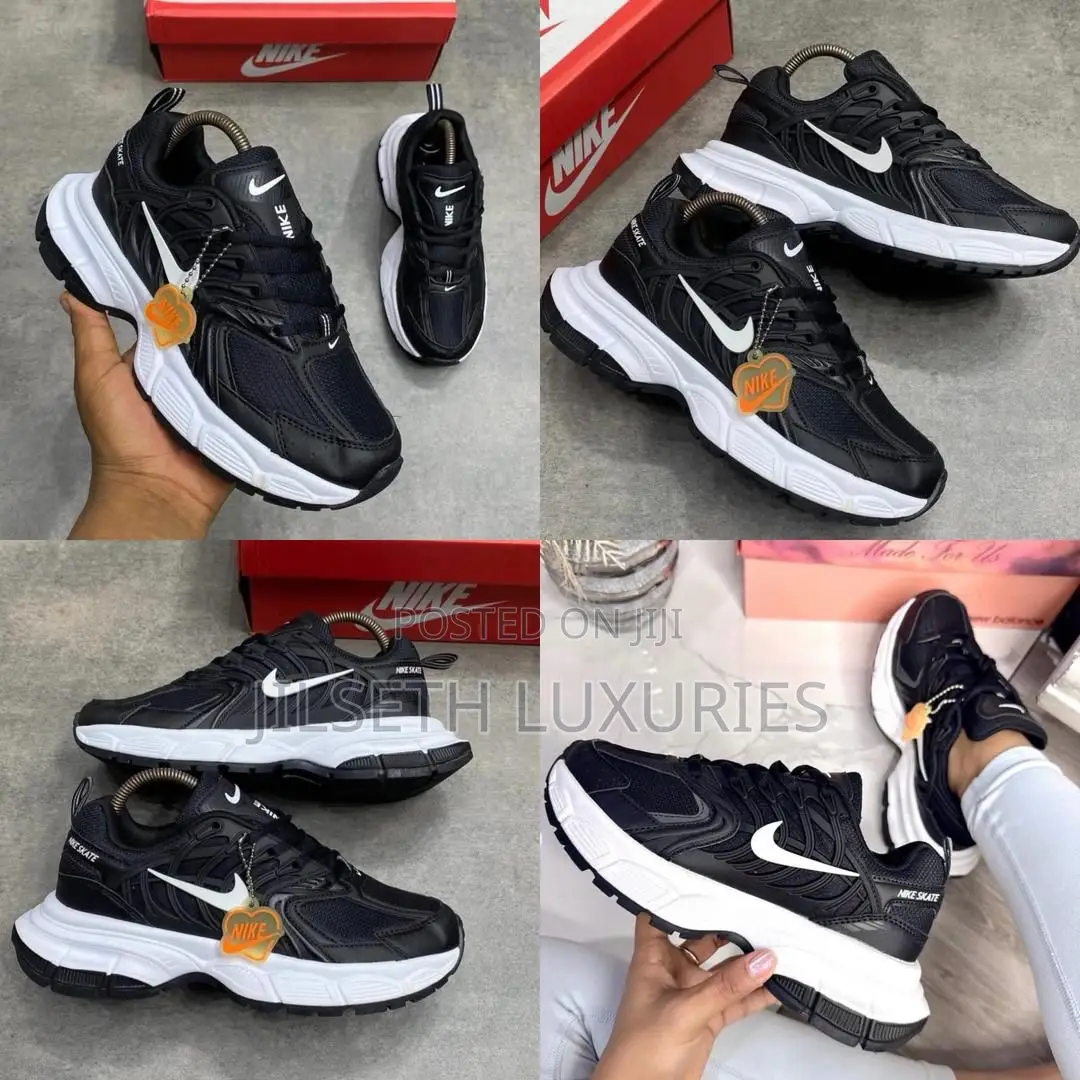 Unisex Skate Sneakers