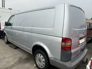Volkswagen Transporter 2013 Grey