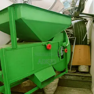 Grain Winnowing and Cleaning Machine