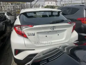 Toyota C-HR 2017 White