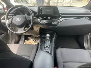 Toyota C-HR 2017 White