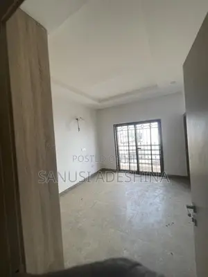 4bdrm Duplex in Jahi Gilmore Very for rent