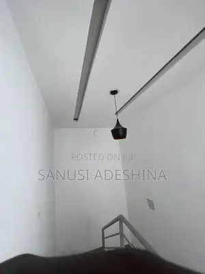 4bdrm Duplex in Jahi Gilmore Very for rent