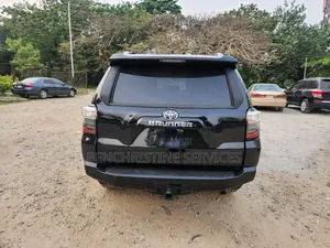 Toyota 4-Runner SR5 4dr 4x2 (4.0L 6cyl 5A) 2016 Black