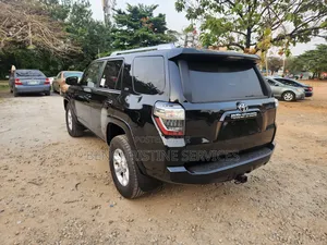Toyota 4-Runner SR5 4dr 4x2 (4.0L 6cyl 5A) 2016 Black