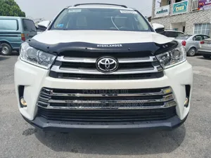 Toyota Highlander Limited V6 4x4 (3.5L 6cyl 6A) 2016 White