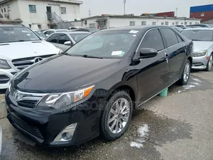 Toyota Camry XLE 4dr Sedan (2.5L 4cyl 6A) 2012 Black