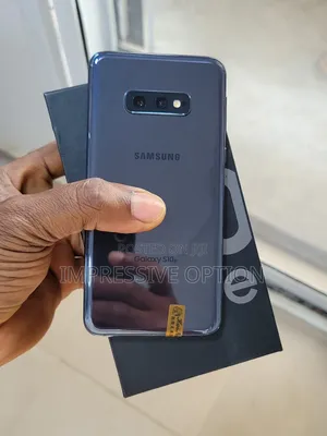 Samsung Galaxy S10e 128 GB Black