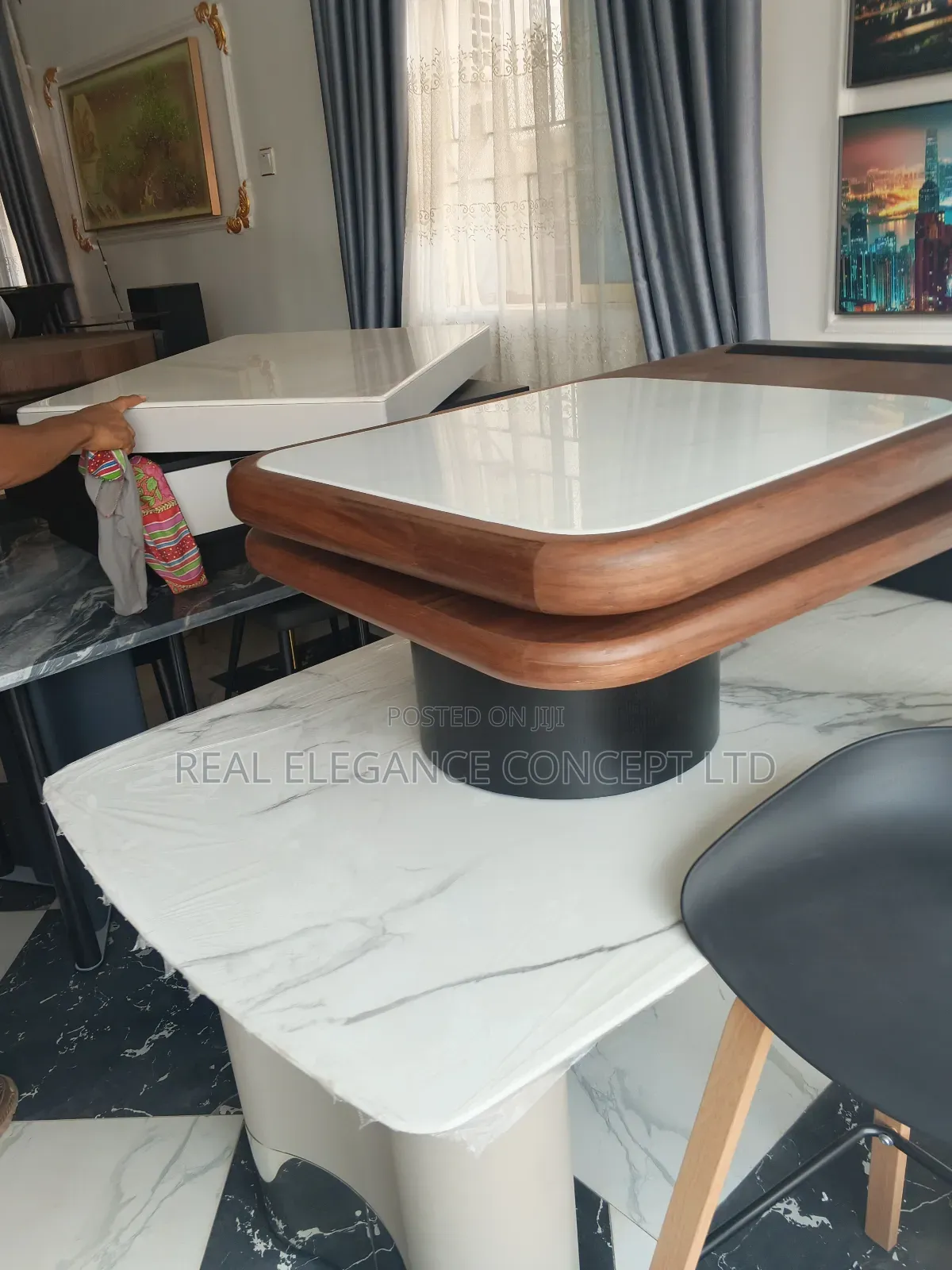 Classic Home Interior Table
