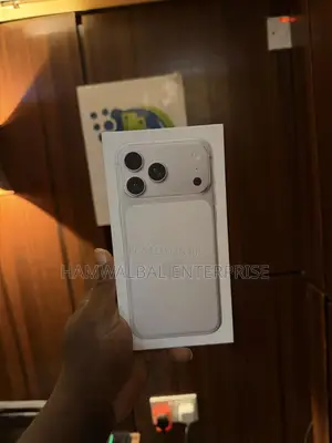 New Apple iPhone 17 Pro Max 256 GB Silver