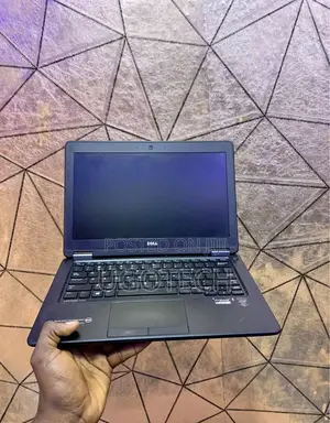 Laptop Dell Latitude 12 7250 8GB Intel Core i5 SSD 256GB
