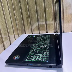 Laptop MSI Katana 15 16GB Intel Core i9 SSD 1T