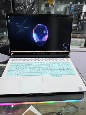 Laptop Dell Alienware M17 r3 32GB Intel Core i9 SSD 1T