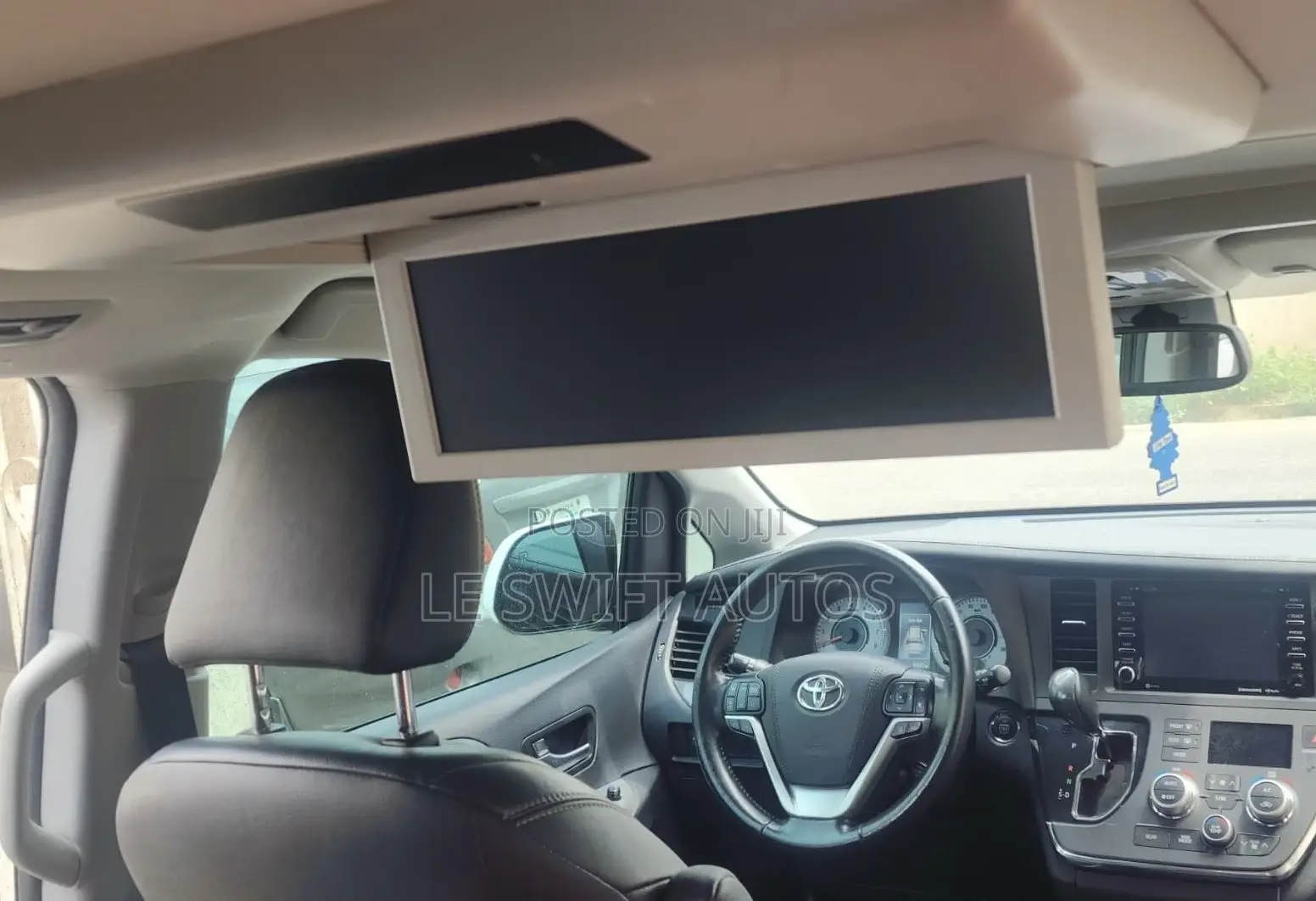 Toyota Sienna 2018 White