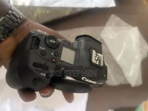 Canon Eos R5 Camera