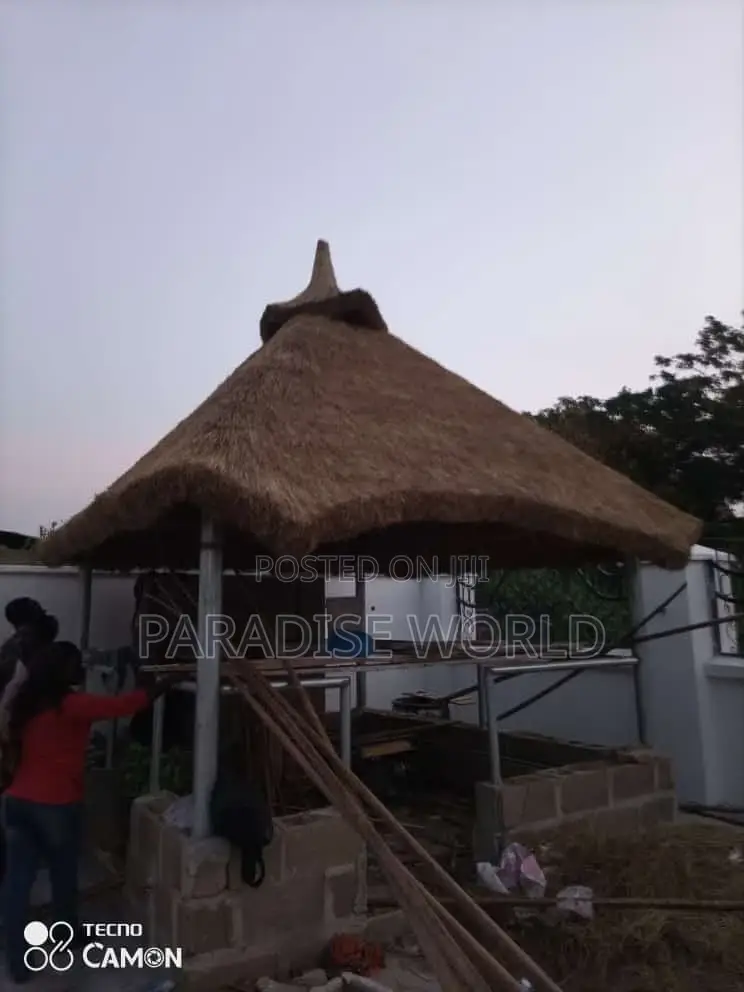 Thatch Construction / Bush Bar