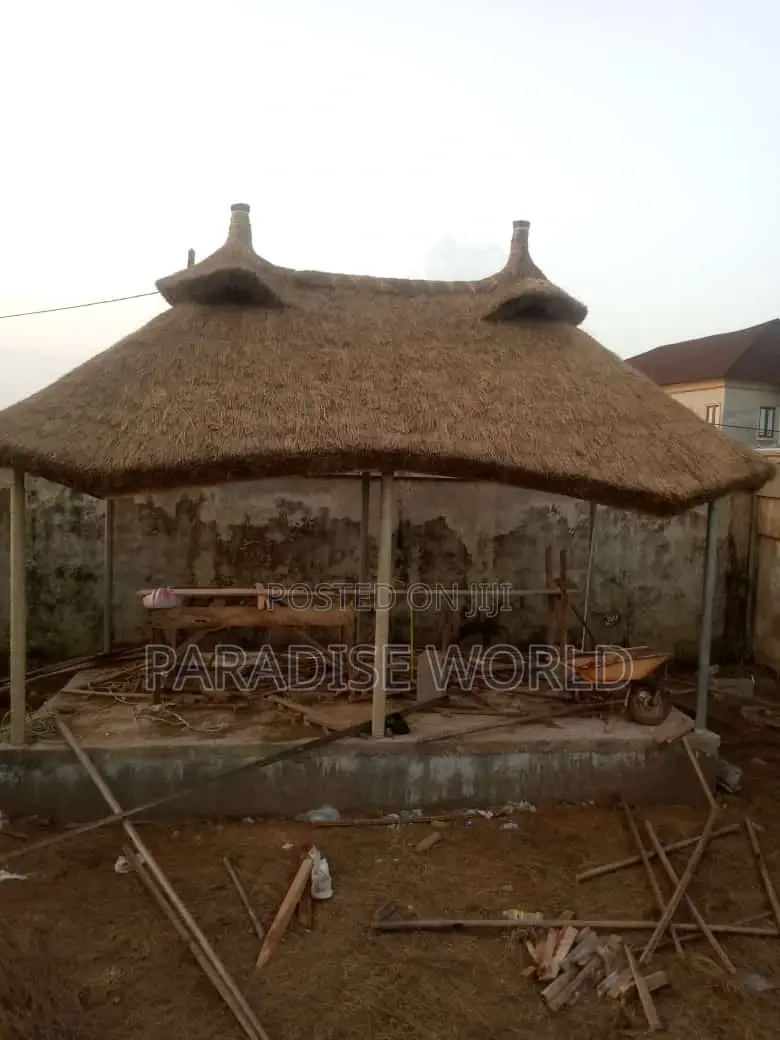 Thatch Construction / Bush Bar