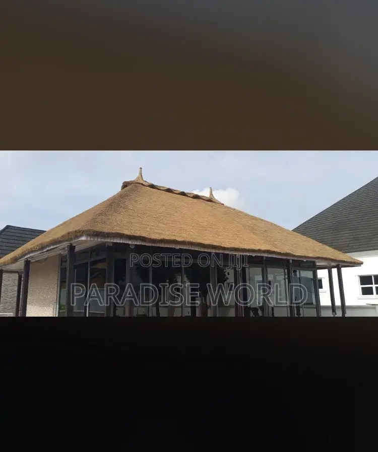 Thatch Construction / Bush Bar