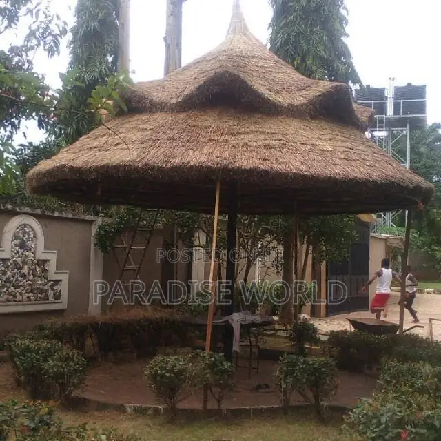 Thatch Construction / Bush Bar