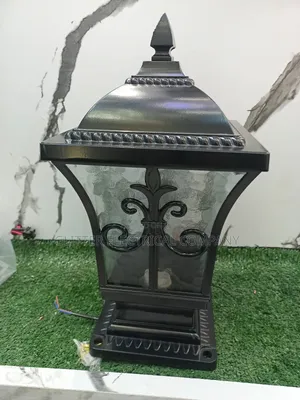 Massive Gate Piller Light.