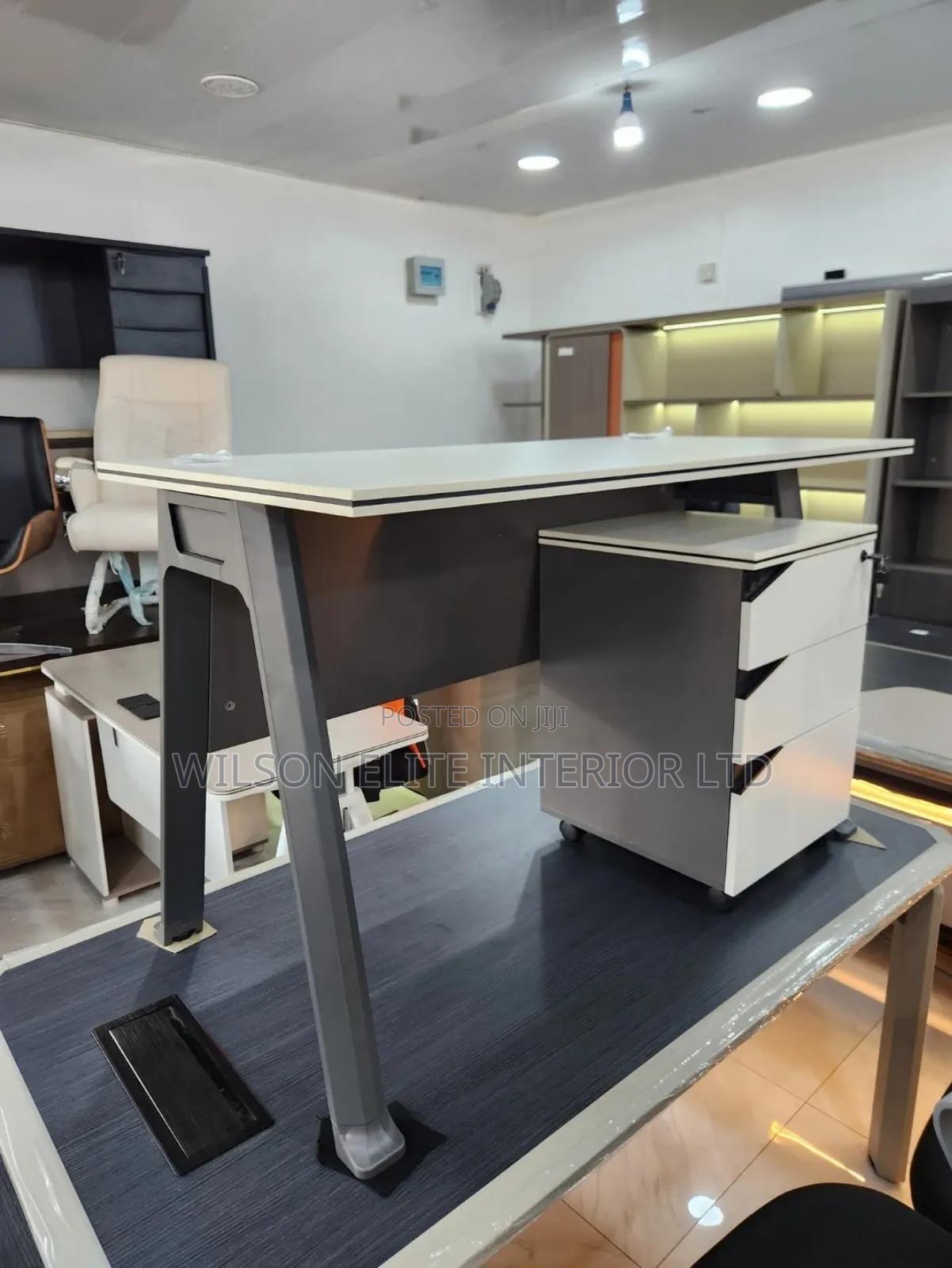 Modern 1.2 Meter Executive Office Table