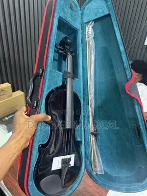 Yamaha Black Violin 4/4 Full Size