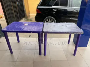 Pos Plastic Table